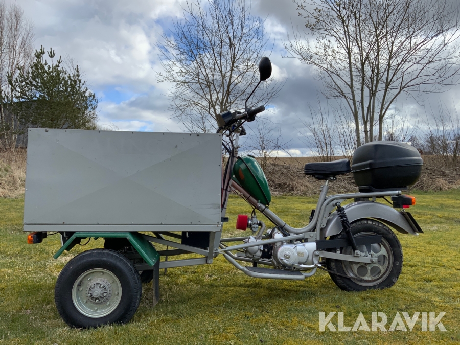 Flakmoped Norsjö Carrier 4-Stroke