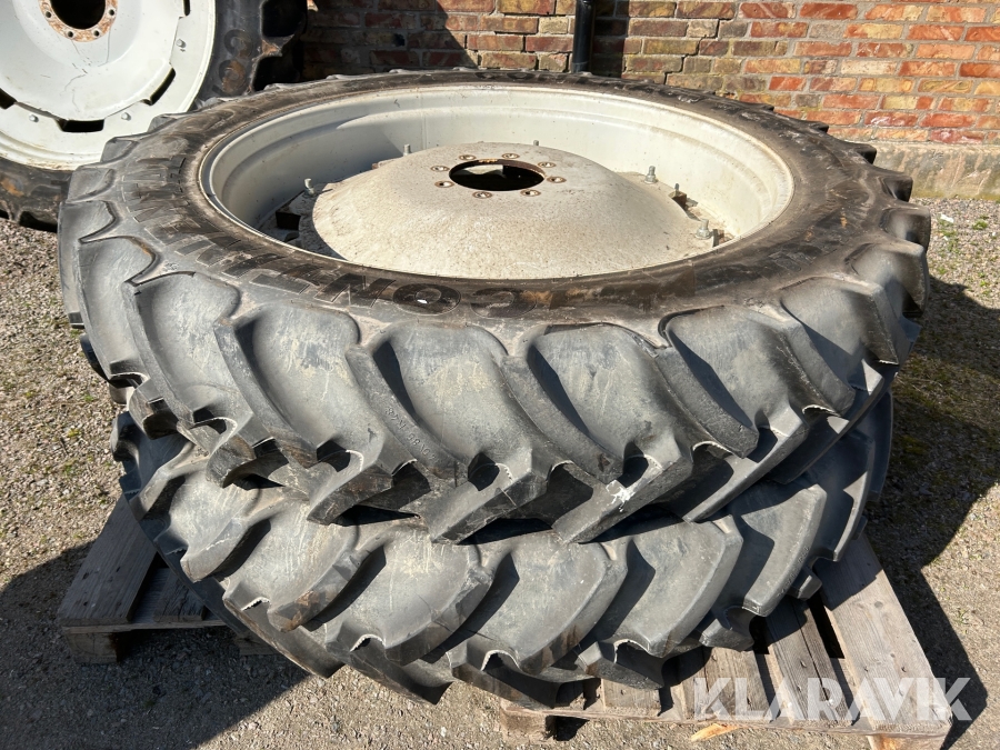 Radodlingsdäck 2 st Continetal 340/85R48