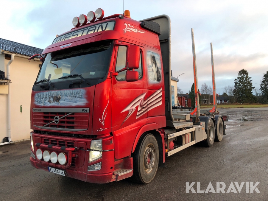Timmerlastbil Volvo FH 6X4