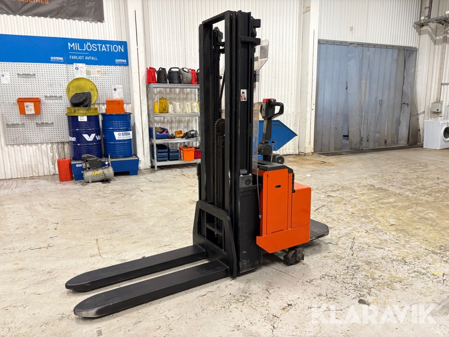 Ledstaplare BT LSV 1250 / 11 med trippel frilyft