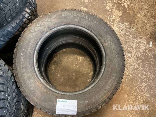 2st Dubbdäck 205/65-15 Nokian