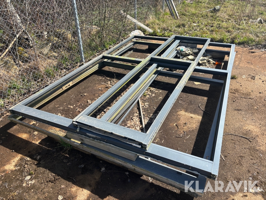 Aluminiumpartier med 3-glas. 3 st Preconal