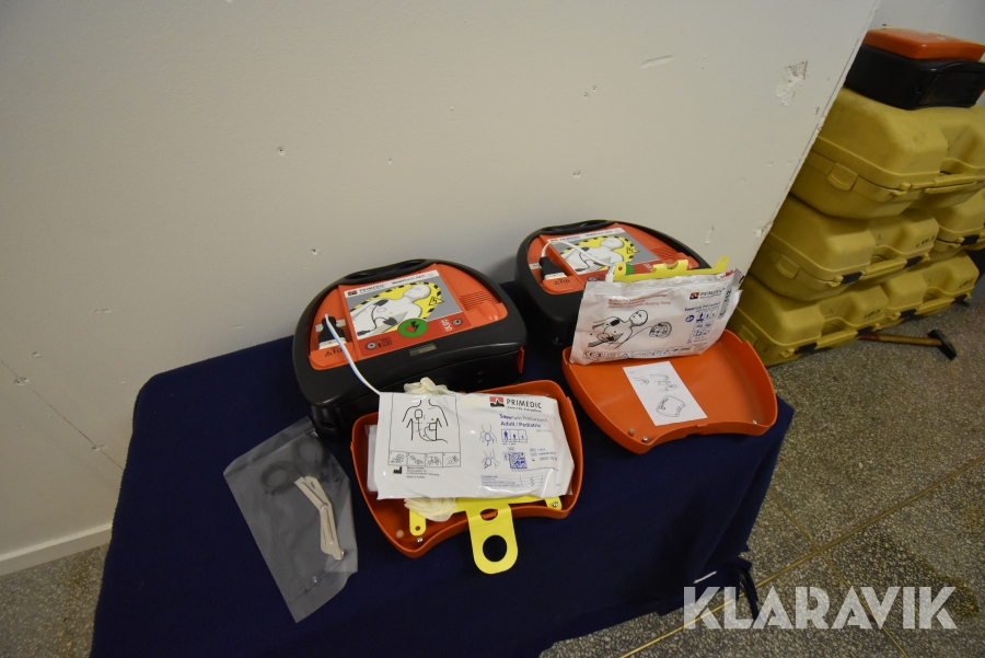 Hjärtstartare 2 st Primedic Hart Save AED, Jönköping, Klarav