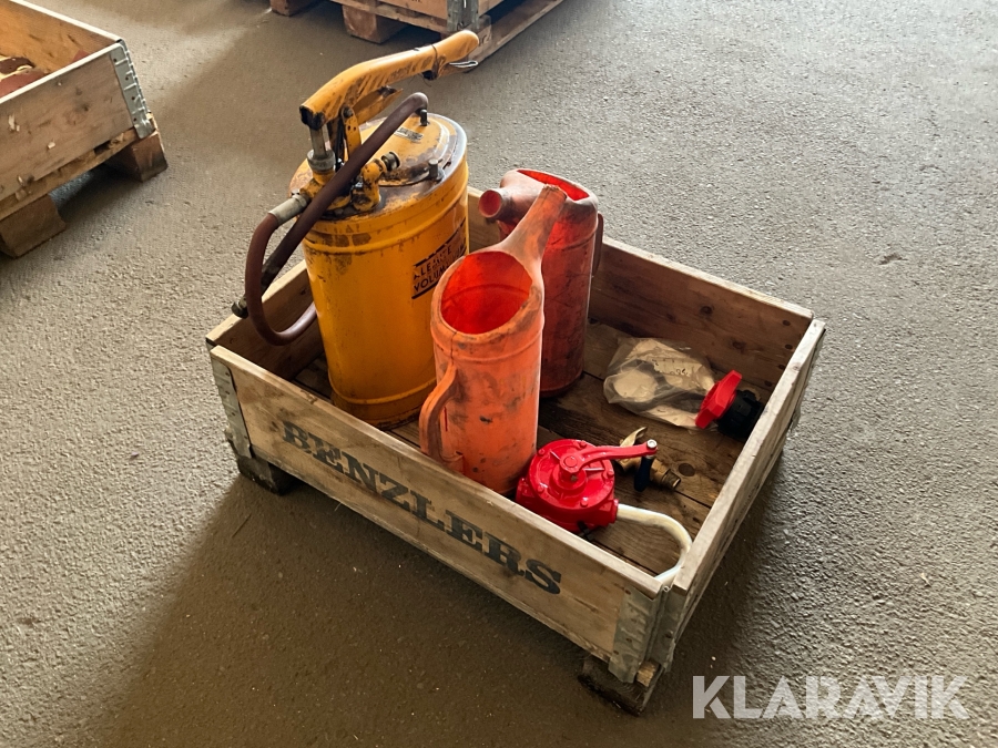 Oljepumpar och oljemått