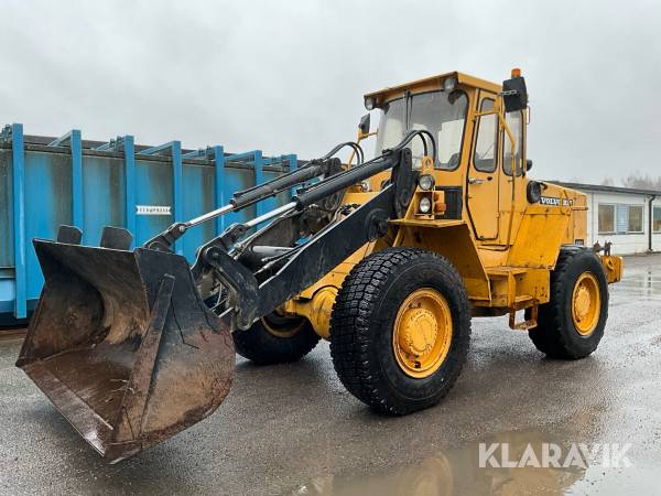 Hjullastare Volvo BM 4300 med grusskopa