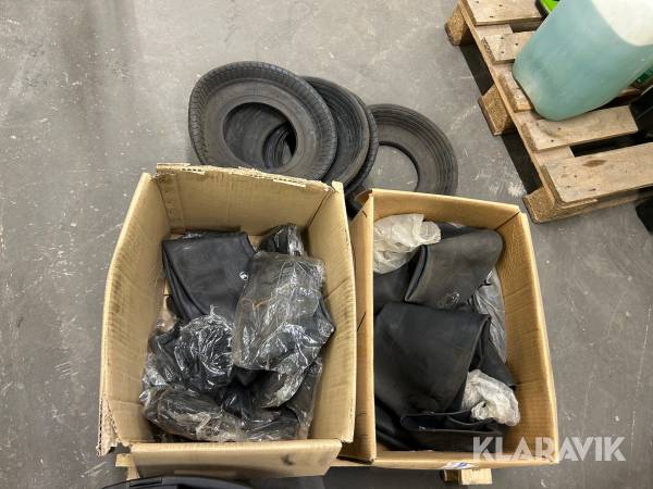 Däck och slang blandade storlekar