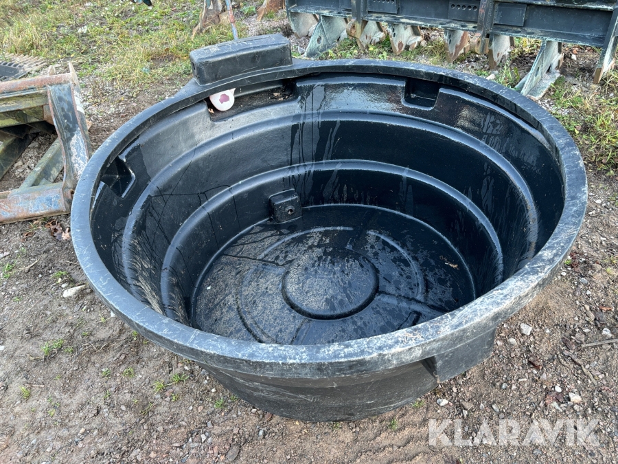 Vattenbalja/Vattenkar, Västervik, Klaravik auktioner