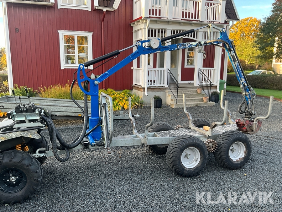 Skogsvagn för ATV Avesta MS48