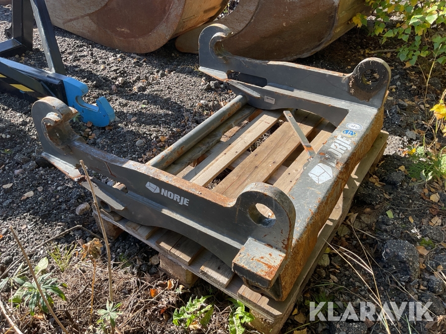 Redskapsadapter Norje Storstora (150/180) till stora BM