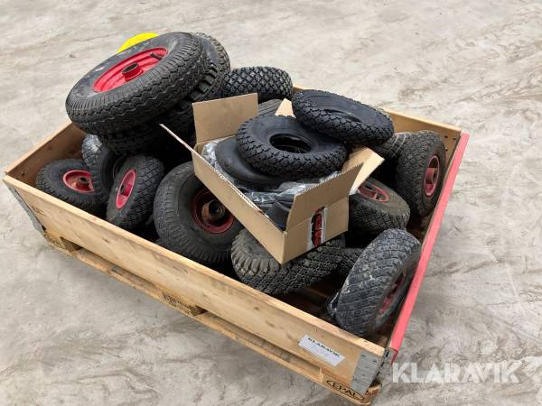 Pall med hjul till kärror