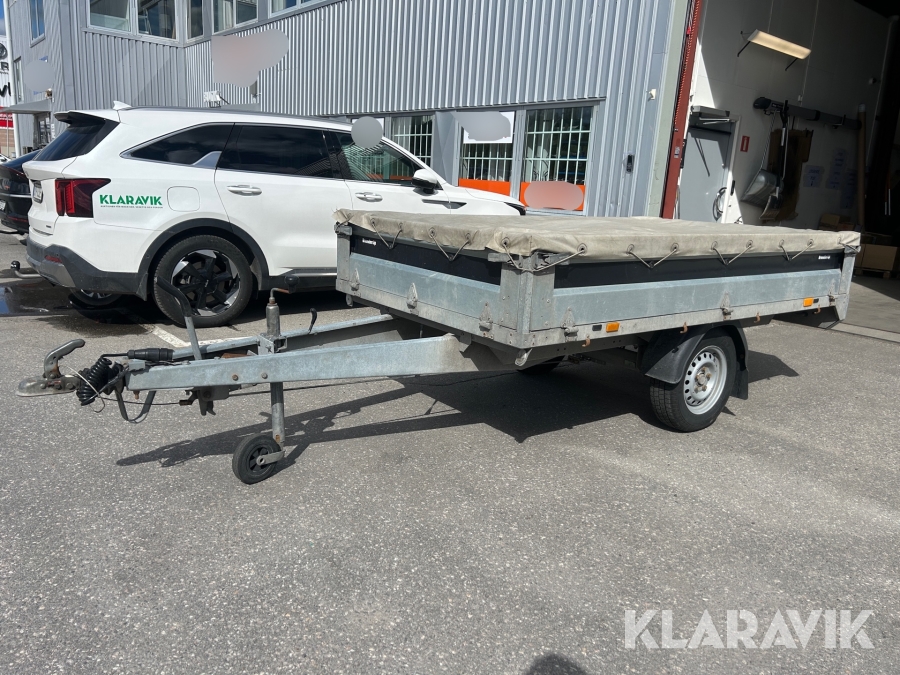 Högbyggd flakvagn Brenderup 4260B kapacitet på 1000kg