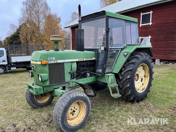 Traktor John Deere 3130