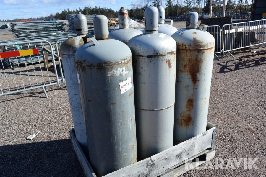 Gasolflaskor 6 styck diverse tillverkare P45