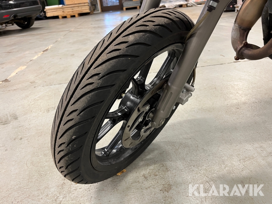 Moped Rieju MRT Black series