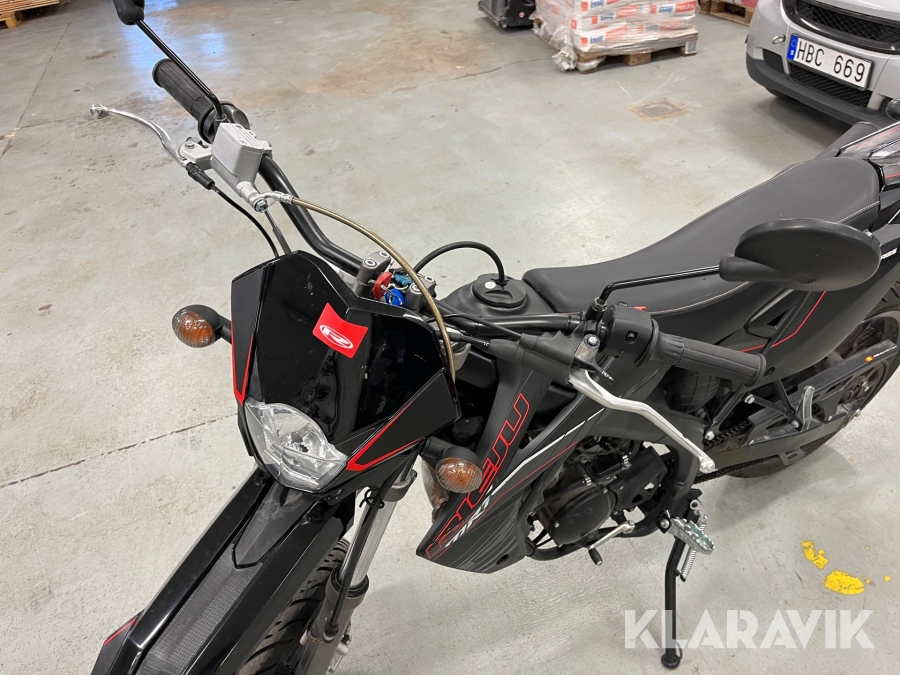 Moped Rieju MRT Black series