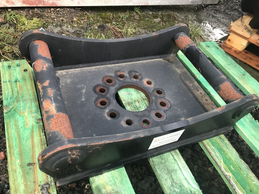 S45 fäste på plåt