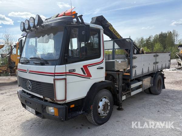 Kranbil Mercedez-Benz 1117
