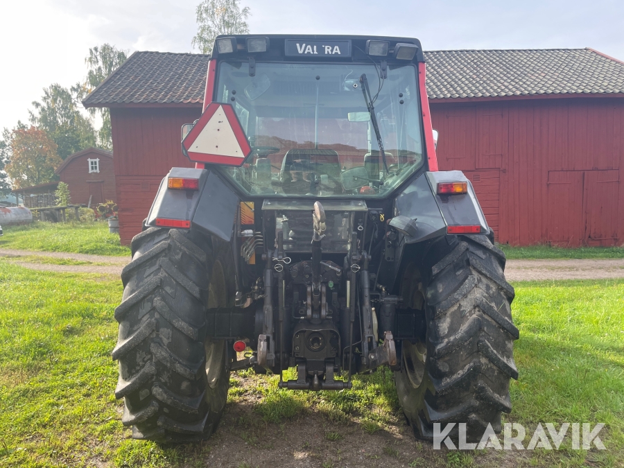 Traktor Valtra Valmet  6350 Twintrac med frontlastare