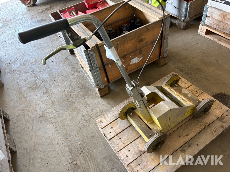 Färg / vägmarkering