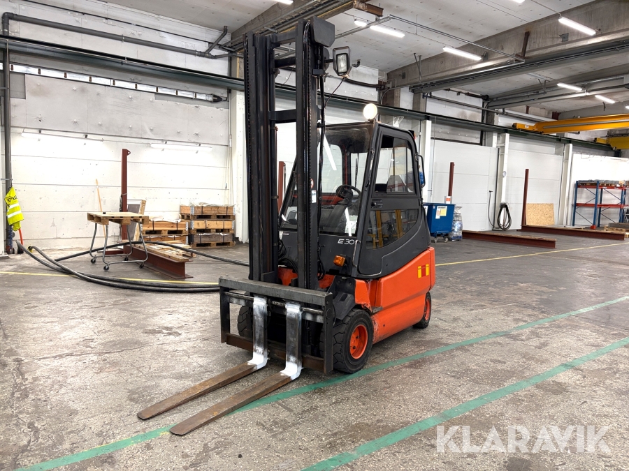 Truck Linde E 30-600-02