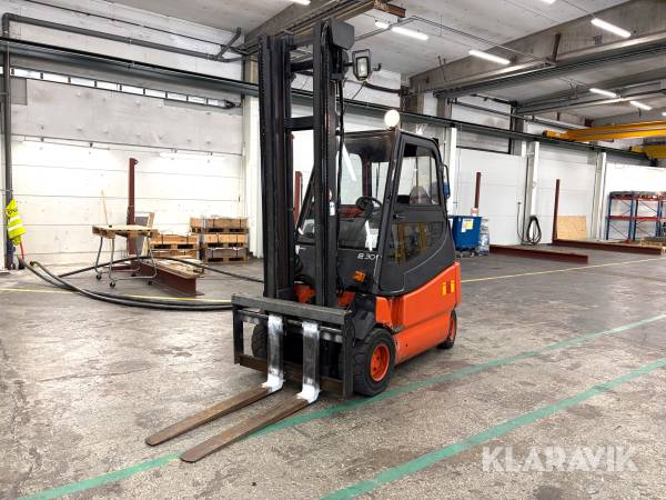 Truck Linde E 30-600-02