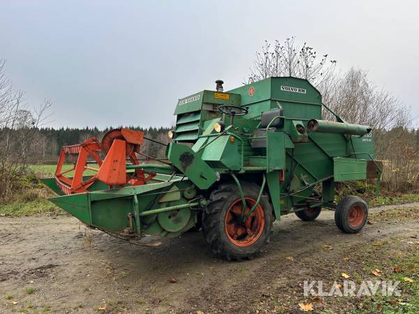 Skördetröska Volvo BM Aktiv M800