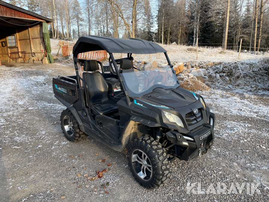 UTV CF Moto U-Force 550