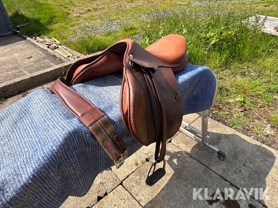 Hästsadel Prestige Golden Star