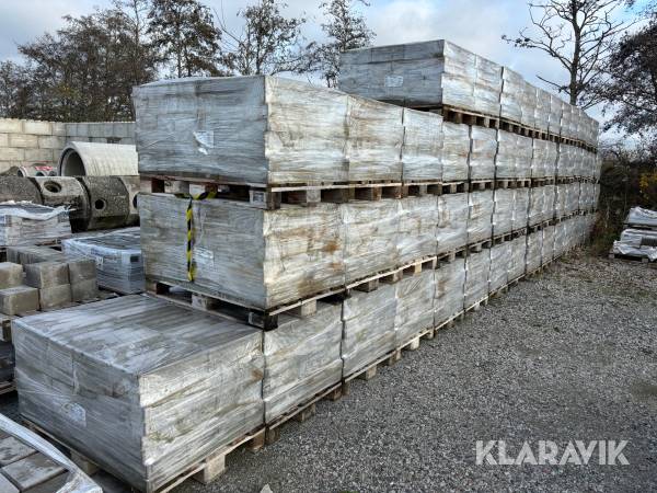 Betongplattor Starka Umbra Magna 400x400x70 27 pallar