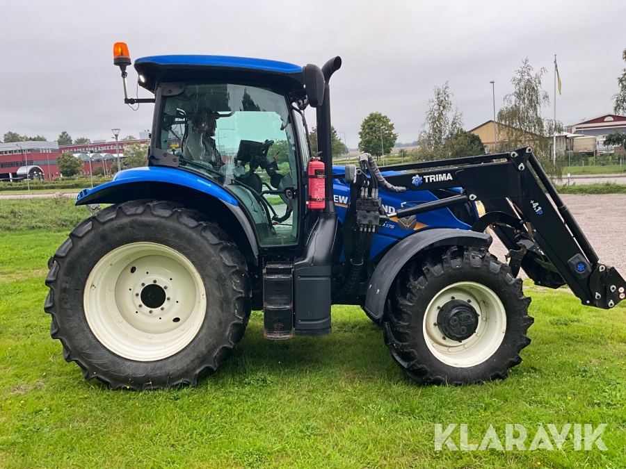 Traktor New Holland T6.175AC med frontlyft och lastare 