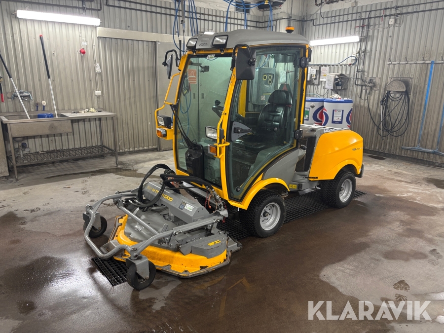 Redskapsbärare Stiga Titan 740 DCR med redskap