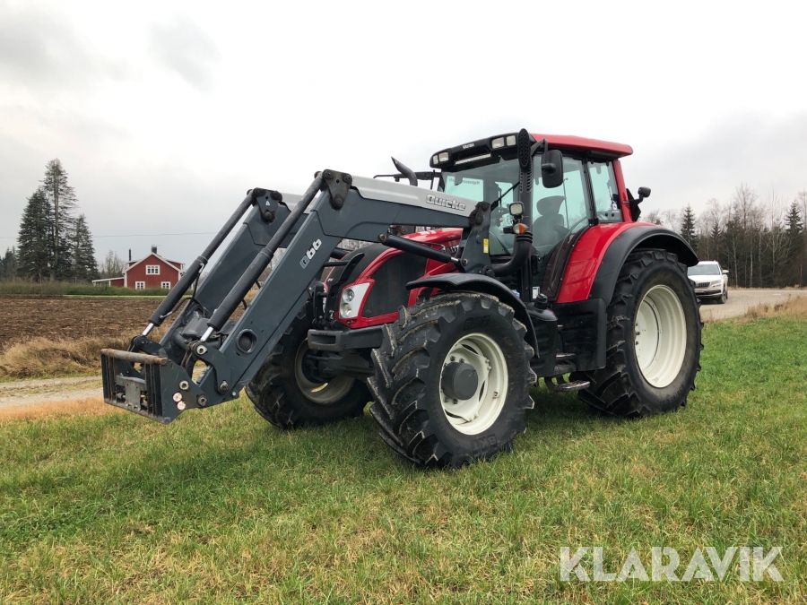 Traktor Valtra N163