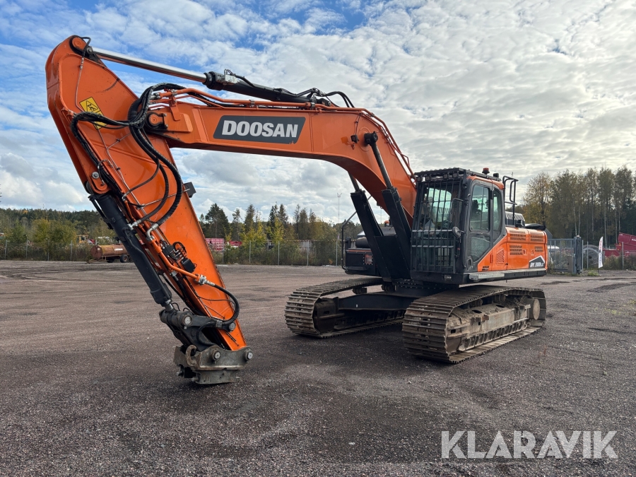 Grävmaskin Doosan DX300LC-7