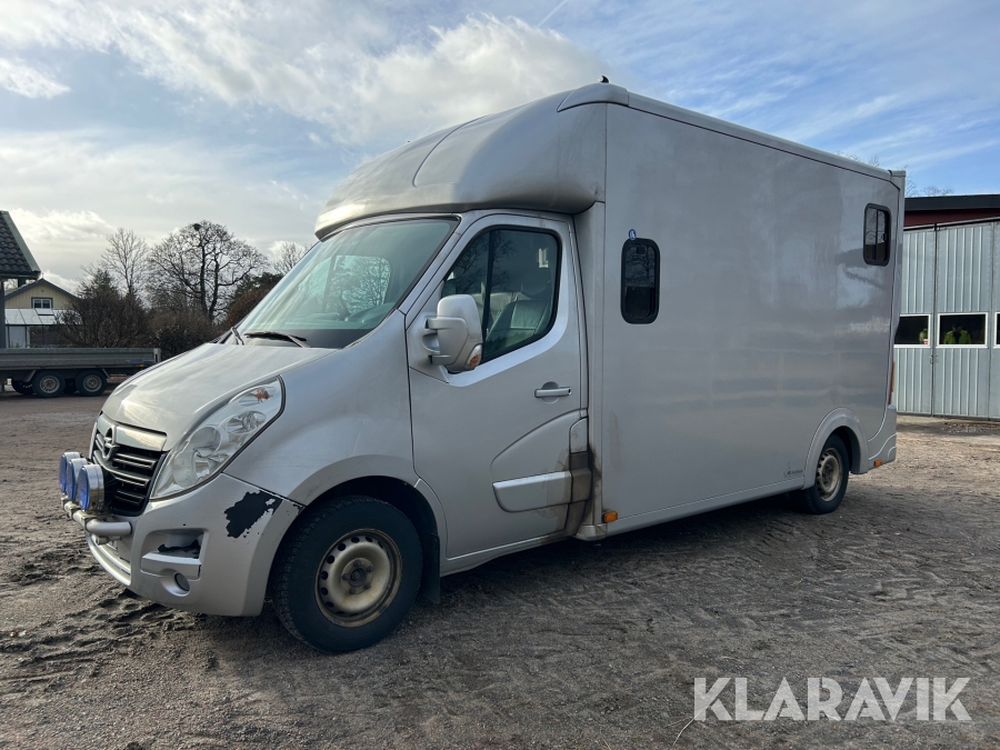 Hästtransportbil Opel Movano dubbelhytt
