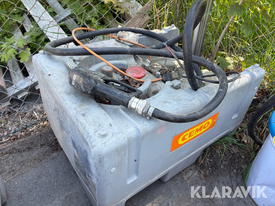 Dieseltank med pump Cemo
