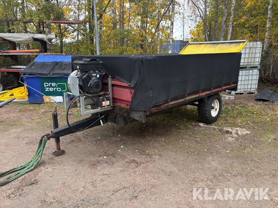 Traktorsläp med k-sugen