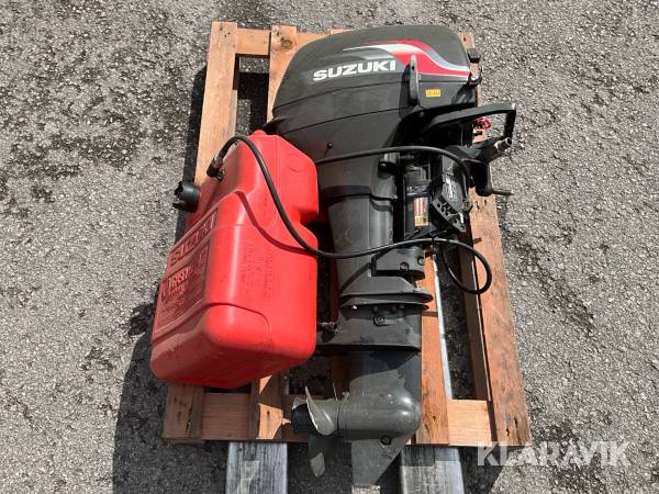 Båtmotor Suzuki 9,9hk med tank