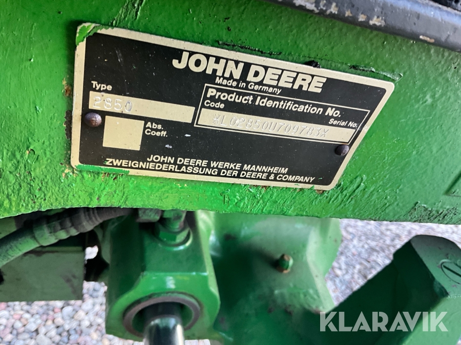 Traktor John Deere 2850 med lastare
