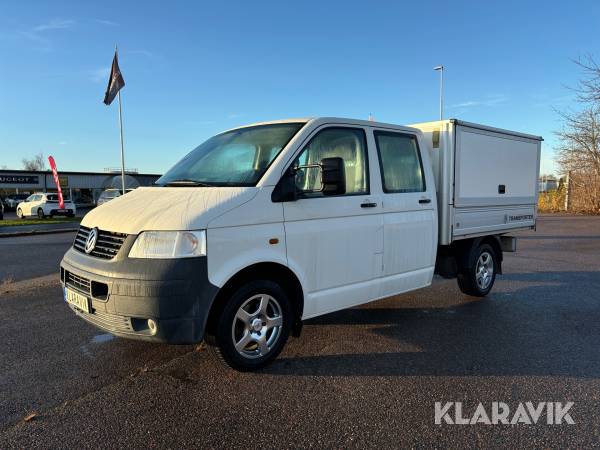 Pickup Volkswagen Transporter dubbelhytt Flobyskåp