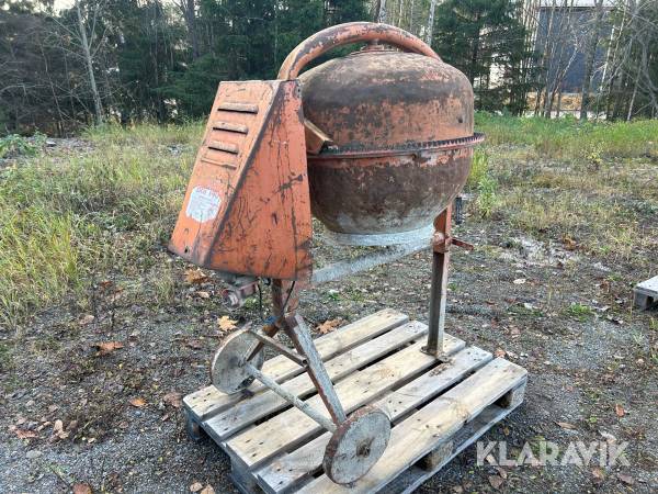 Cementblandare BM 140L Okänt