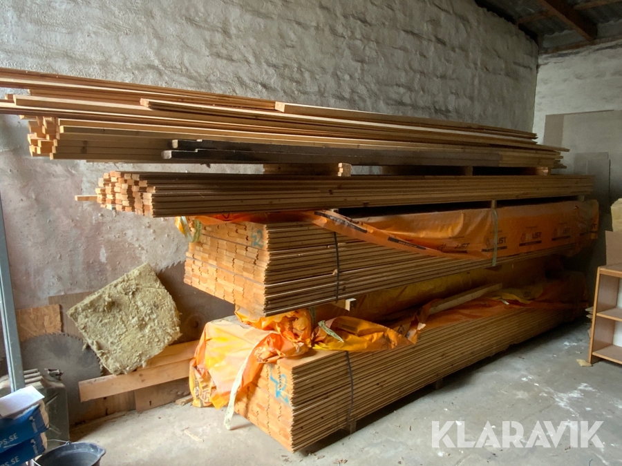 Hyvelspont brädor 28 x120 mm