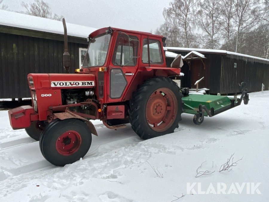 Traktor Volvo BM 500 med betesputs
