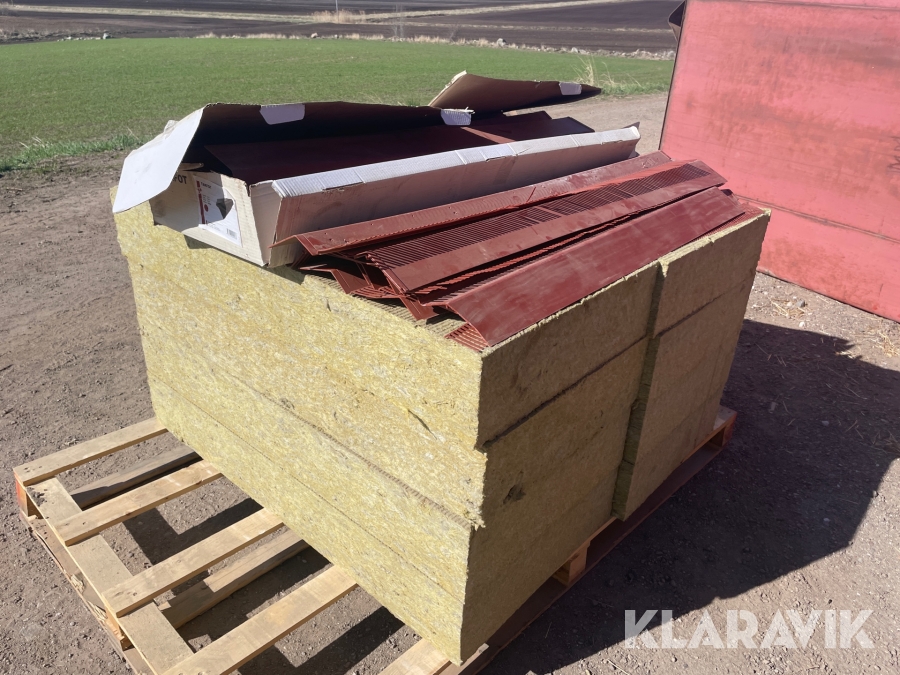 Takfot TJB Försäljning AB ca 25 st och isolering
