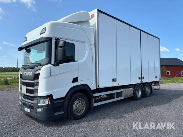 Lastbil Scania R450 6x2 med bakgavellift