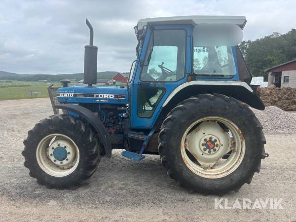 Traktor Ford 6410 Gen 3 dubbelmontage, vändbar stol