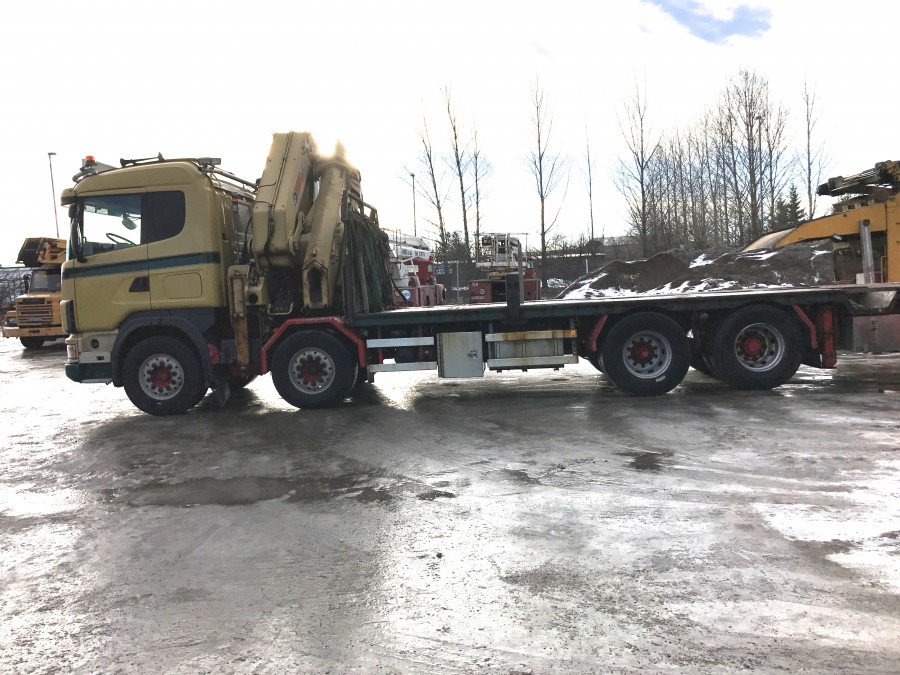 Kranbil / Bodbil m 70-ton HIAB Kran 