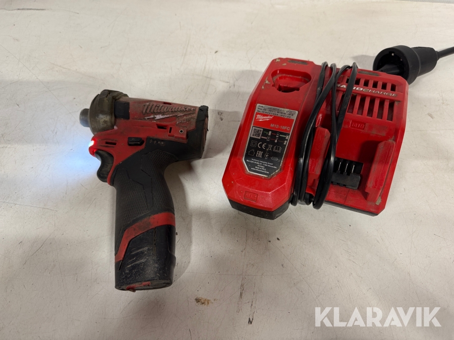 Slagskruvdragare Milwaukee M12 POID