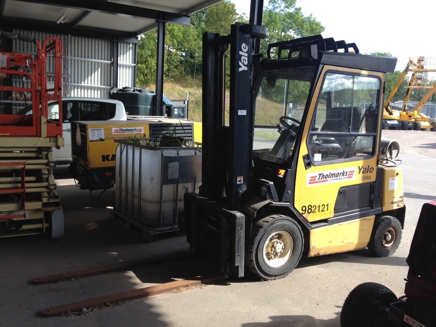 Gasoltruck Truck YALE