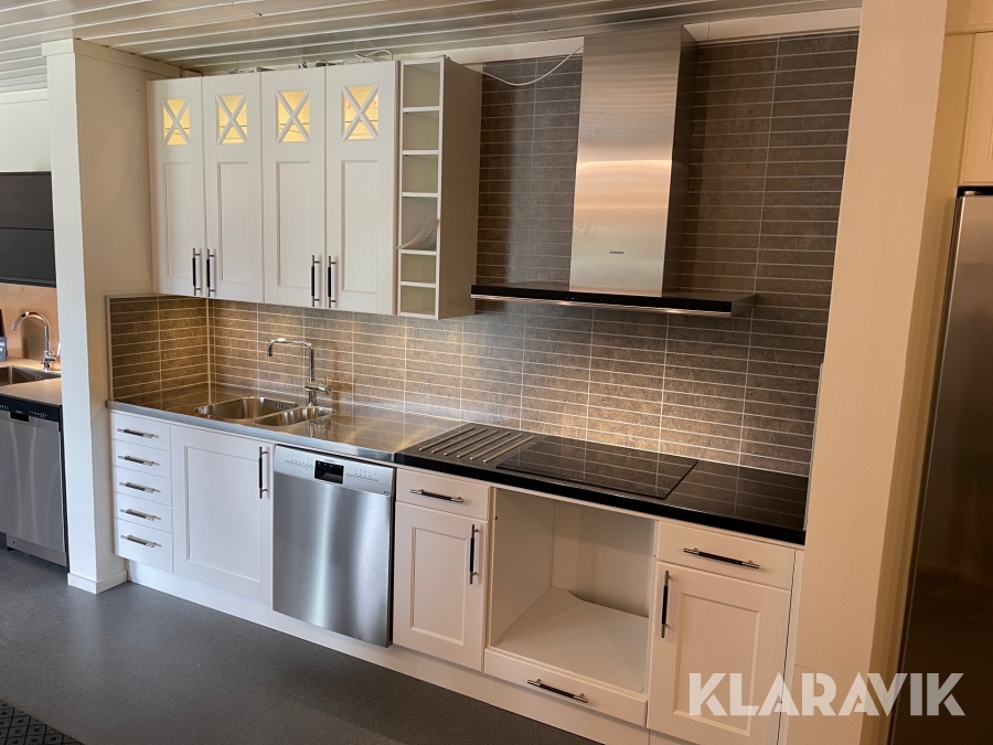 Kök Ballingslöv Nordic vitmålad ask