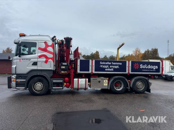 Kranbil Scania P 380 plogutrustad